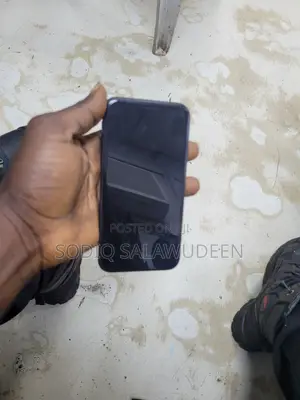 Apple iPhone 11 64 GB Black