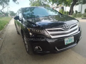 Toyota Venza 2010 Black
