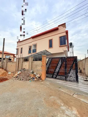4bdrm Duplex in Alausa for sale