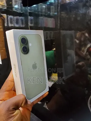 New Apple iPhone 17 256 GB Green