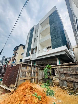 3bdrm Apartment in Sabo / Yaba for sale