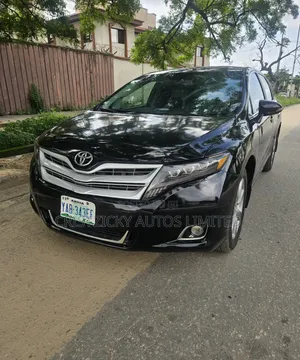 Toyota Venza 2010 Black