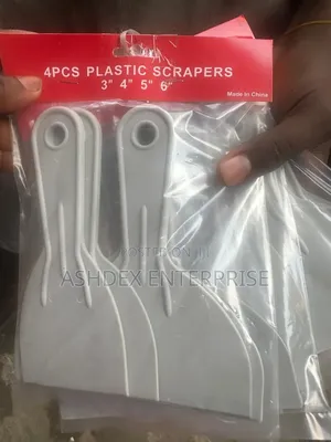 Plastic Scraper