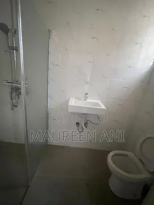 4bdrm Duplex in Harris Drive, Lagos Island / Lagos Island for sale