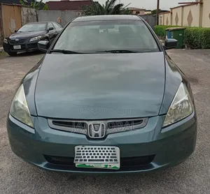 Honda Accord 2005 Gray