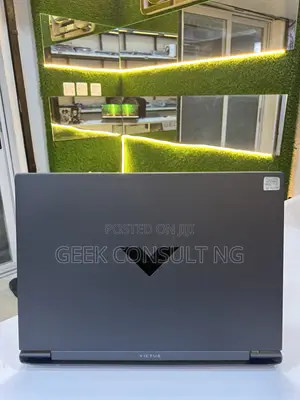 Laptop HP Victus 15 16GB AMD Ryzen 7 SSD 512GB