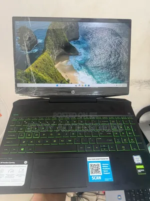 Laptop HP Pavilion Power 15 8GB Intel Core i5 SSD 256GB