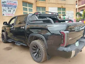 Tundra Rear Bar Iron