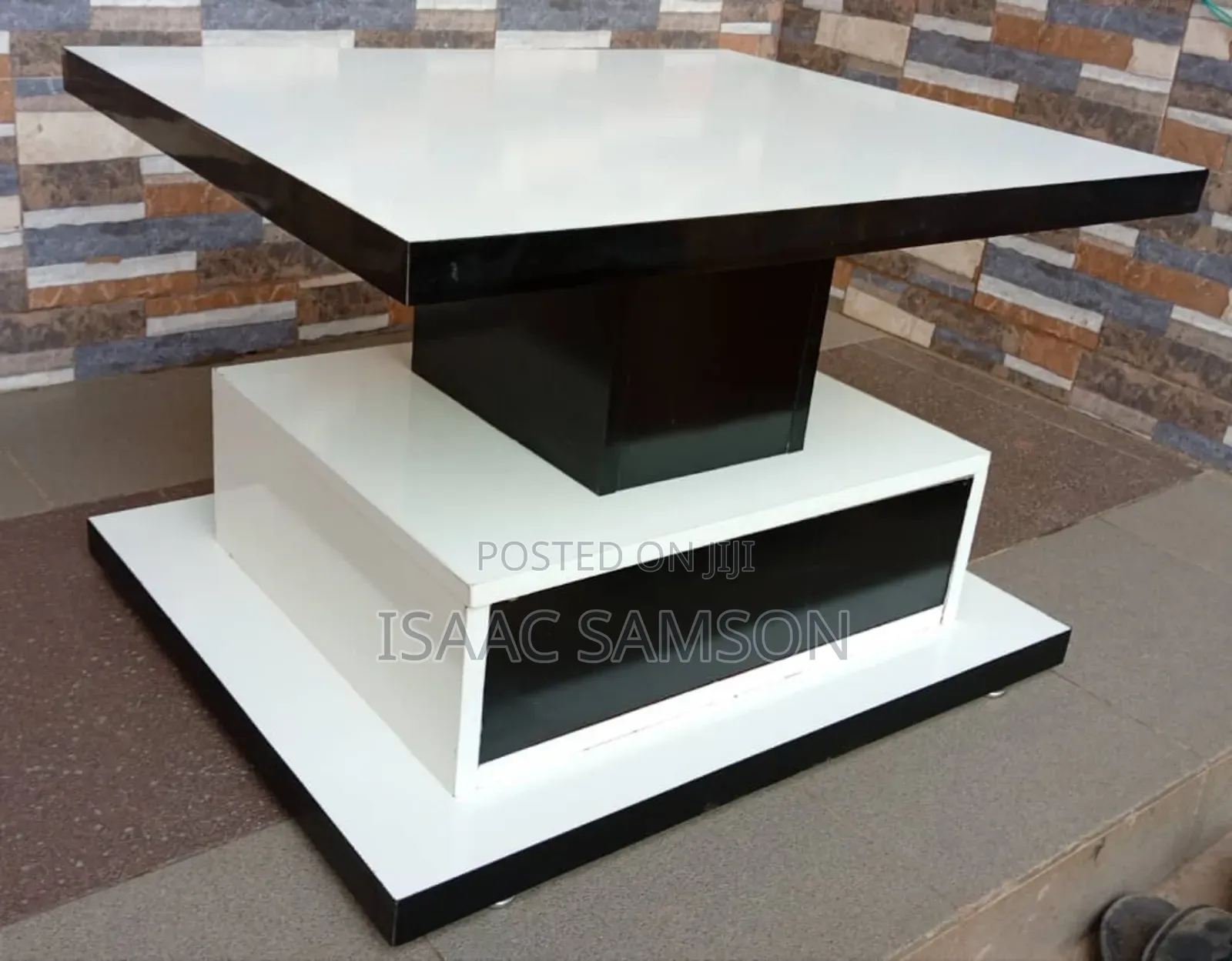 Modern Center Table With Storage Drawer