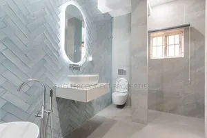 4bdrm Apartment in Lekki Phase 1 for rent