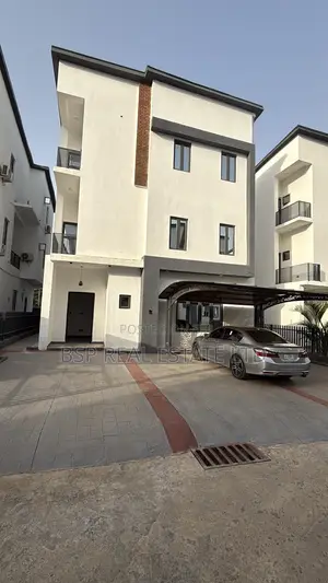5bdrm Duplex in Kado for sale