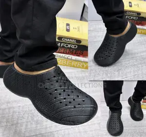 Newly Fashion Crocs Available