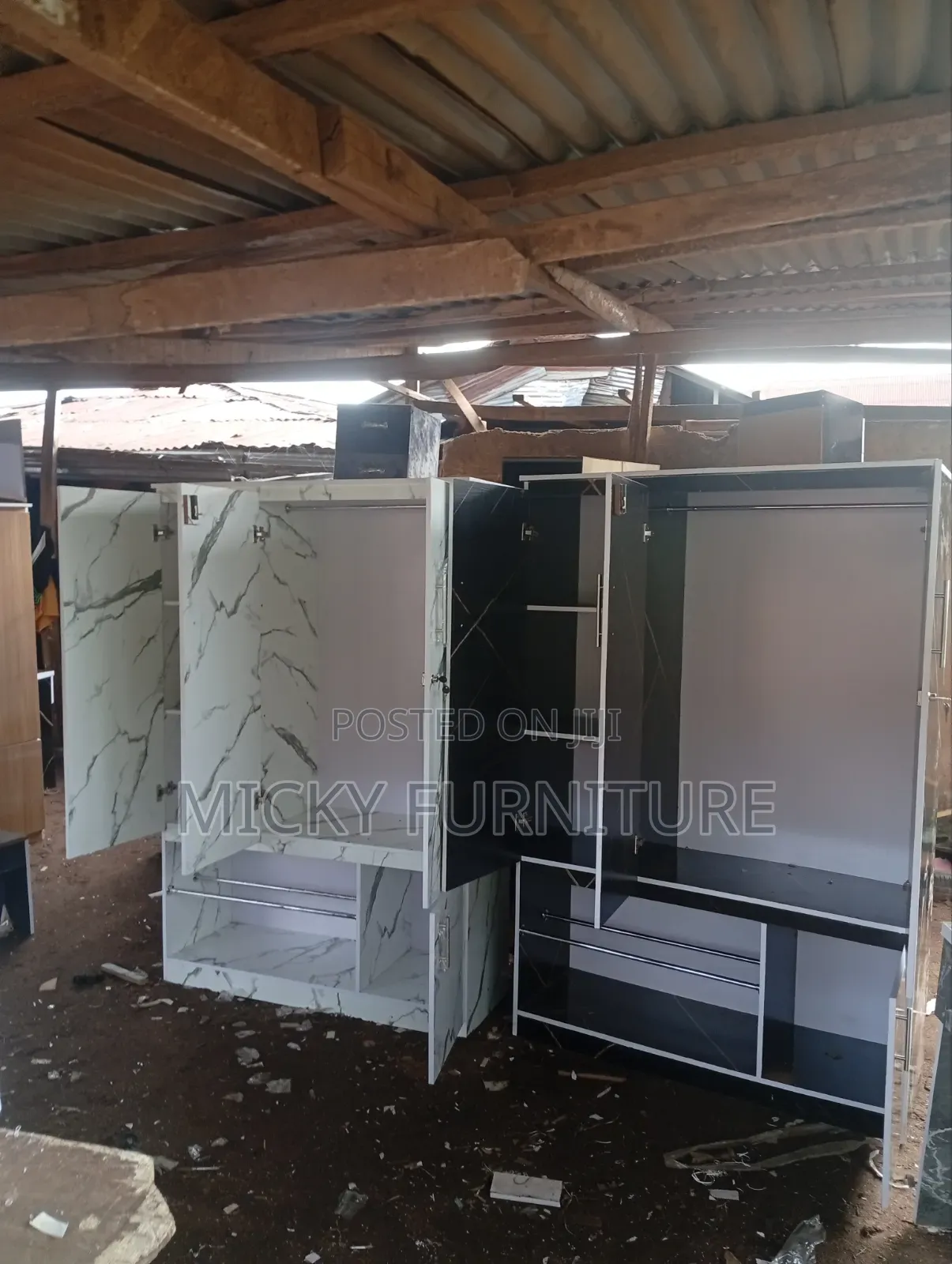 Wardrobe(4by6ft)