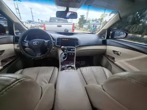 Toyota Venza 2010 Red