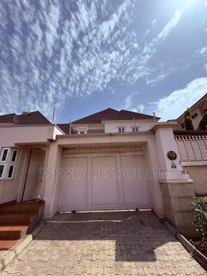 4bdrm Duplex in Life Camp for sale