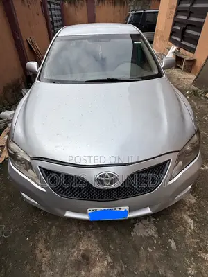 Toyota Camry LE 4dr Sedan (2.4L 4cyl 5A) 2009 Silver