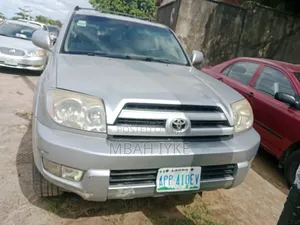Toyota 4-Runner SR5 4x4 2004 Silver