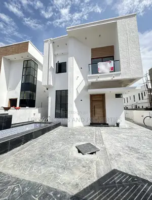4bdrm Duplex in A Well Secured, Chevron for sale