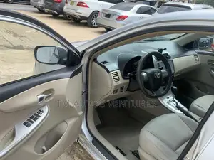 Toyota Corolla 2013 Silver