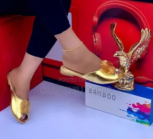 Italian R8 Women's Flat Shoe