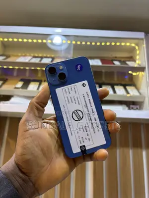 Apple iPhone 13 128 GB