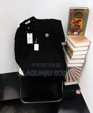 Luxury Italian Polo Collar T_shirt