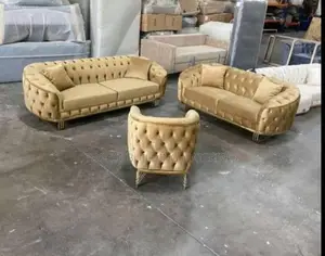 Elegant Curved Chesterfield Living Room Set (6-Seater)