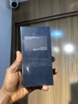 New Samsung Galaxy S22 Ultra 5G 256 GB