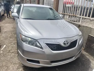 Toyota Camry SE 4dr Sedan (2.4L 4cyl 5A) 2008 Silver