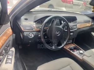 Mercedes-Benz E350 Base 4Matic Sedan AWD (3.5L 6cyl 7A) 2014 Silver