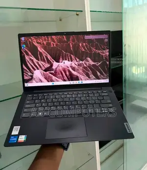 Laptop Lenovo V14 G3 IAP 8GB Intel Core i5 SSD 256GB
