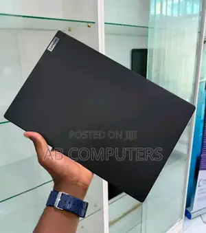 Laptop Lenovo V14 G3 IAP 8GB Intel Core i5 SSD 256GB