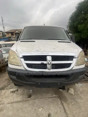 Dodge B3500 2009 White