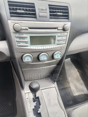 Toyota Camry LE 4dr Sedan (2.4L 4cyl 5A) 2008 Silver
