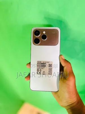 Tecno Spark 40 128 GB Silver