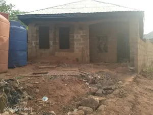 3bdrm Bungalow in Bende Road, Umuahia for sale