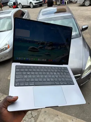 Laptop Apple MacBook Pro 2023 M2 Pro 16GB Apple M2 SSD 1T
