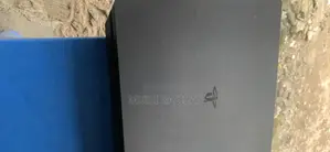 Ps4 Slim With 3pads