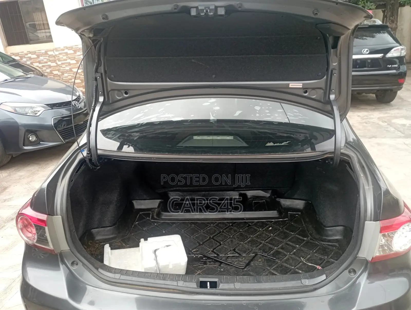 Toyota Corolla 2012 Black
