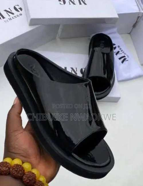 Shoes Dr Mattis