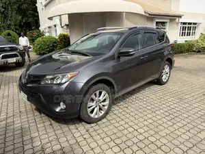 Toyota RAV4 Limited 4dr SUV AWD (2.5L 4cyl 6A) 2015 Gray