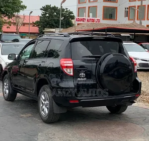 Toyota RAV4 2012 Black
