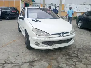 Peugeot 206 2004 White
