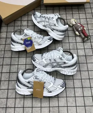 Shoes Sneakers