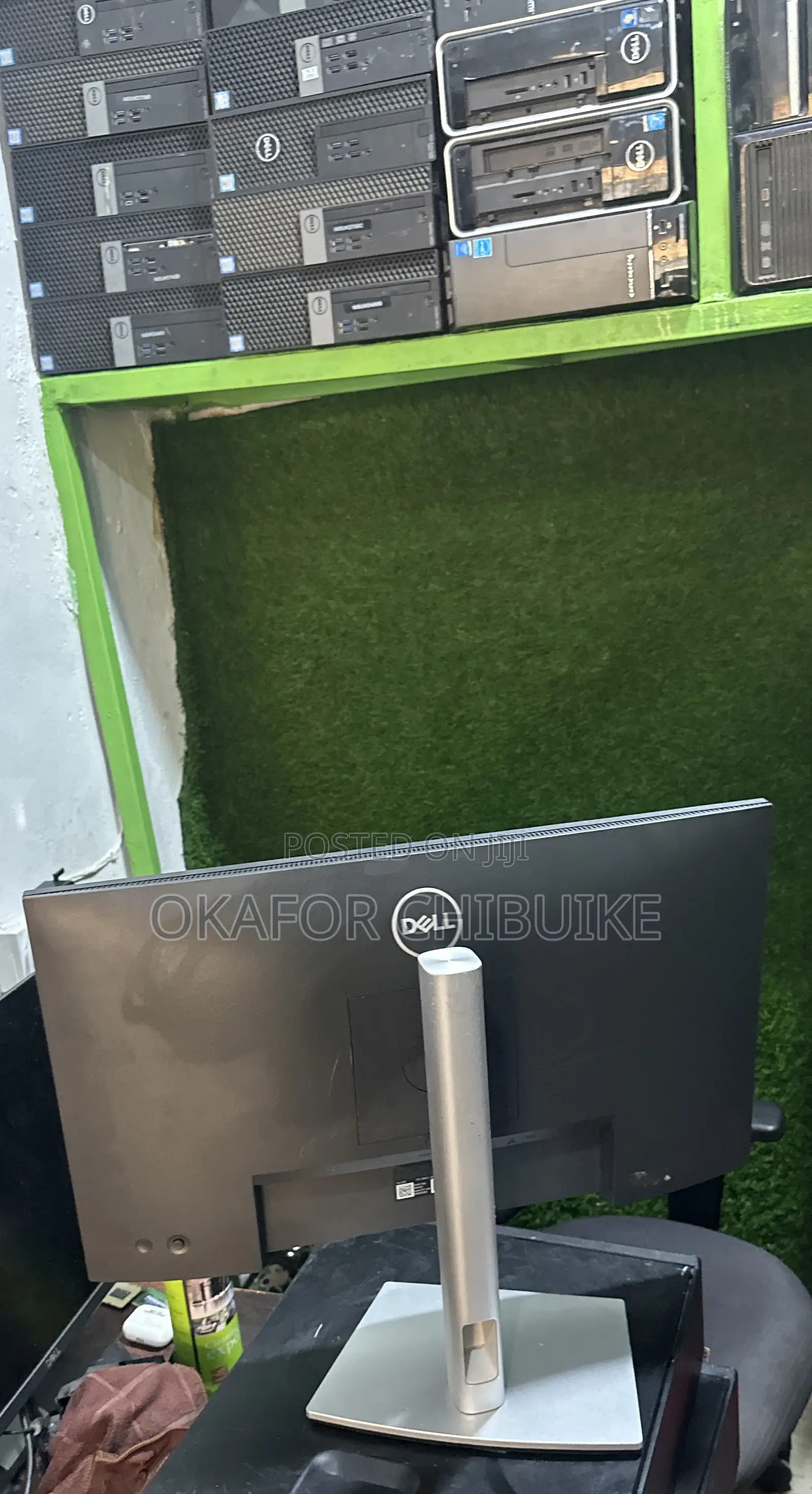 Dell 24 Inch’S Frameless Monitor