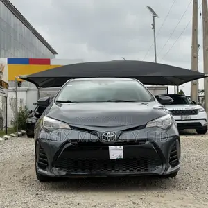 Toyota Corolla 2017 Gray