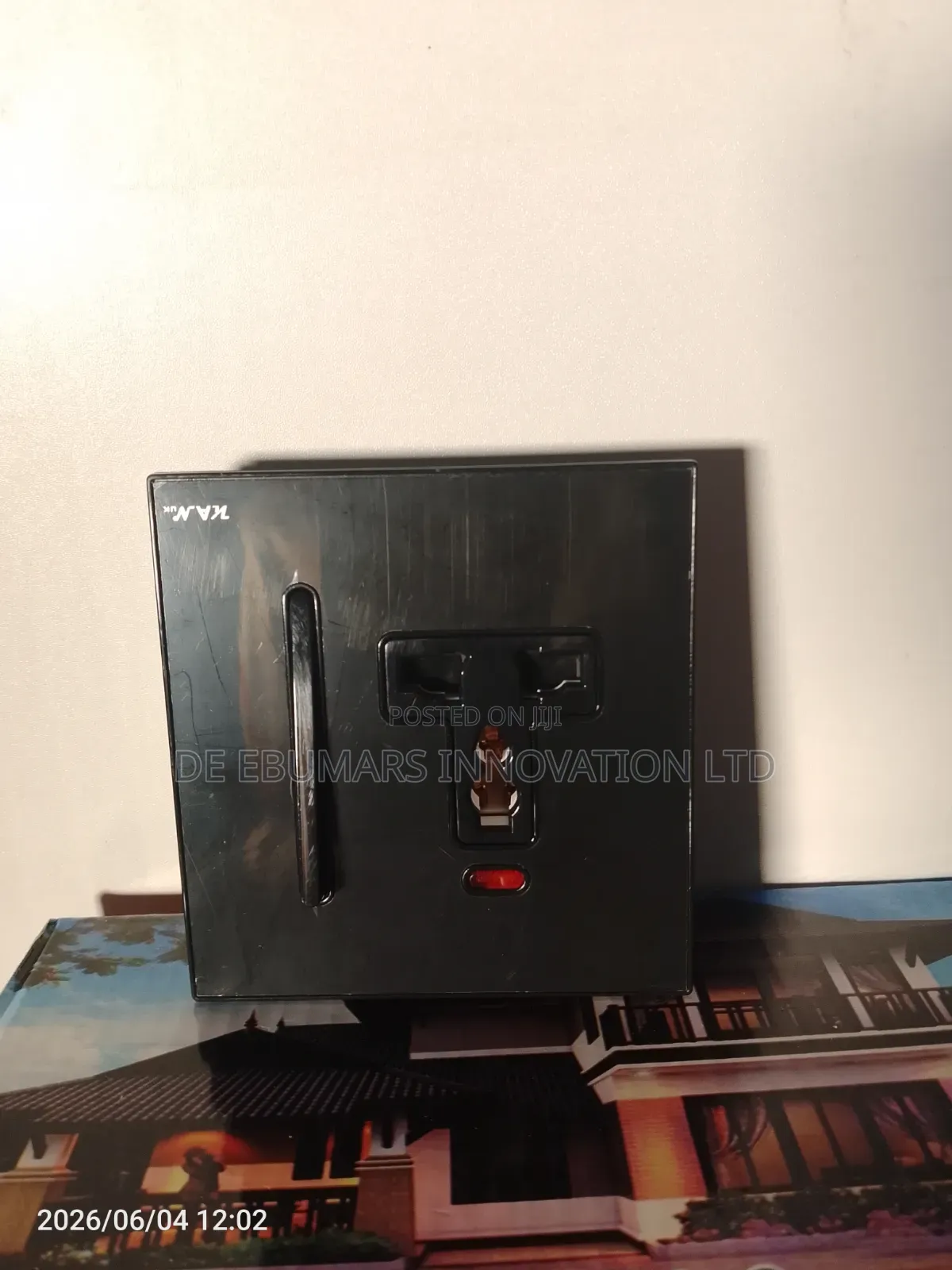 13a Multi Switch Socket
