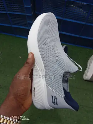 Skechers Memory Foam Breathable Sneakerss