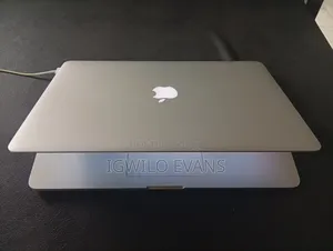 Laptop Apple MacBook Pro 2015 16GB Intel Core i7 HDD 256GB