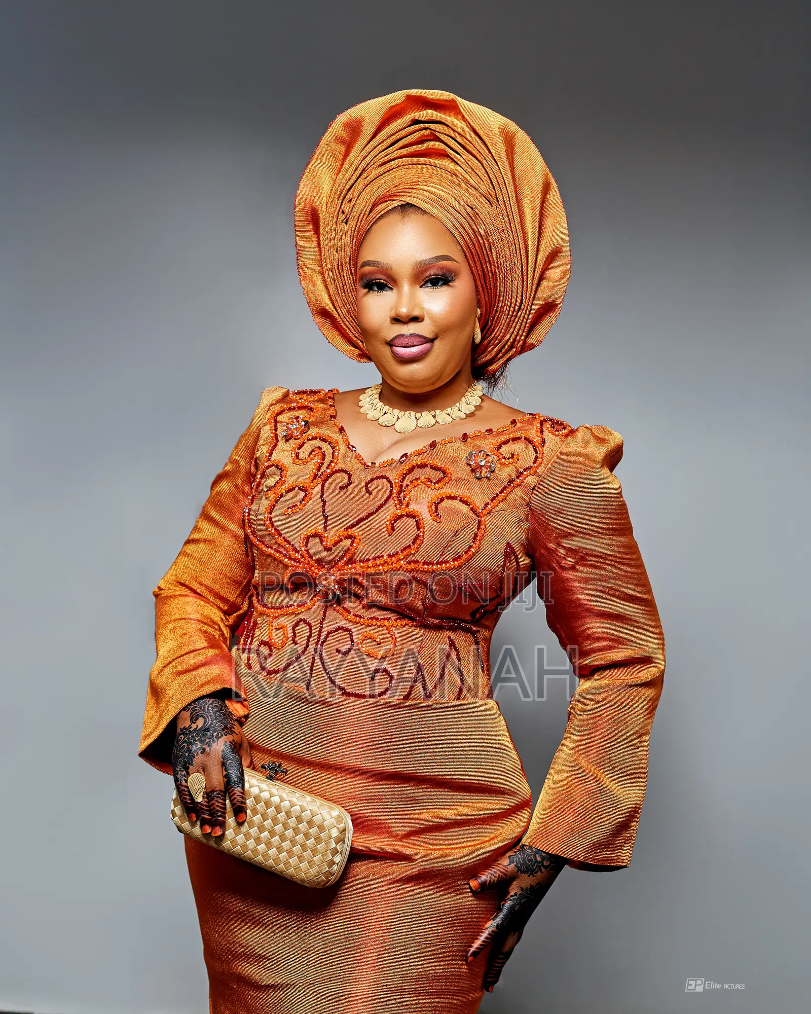 Asoke Wedding Dress